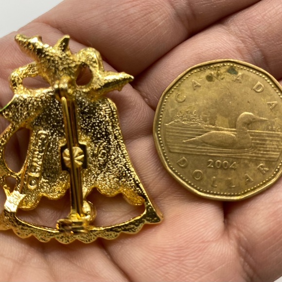 Gerry’s Signed Vintage Christmas Bells - Picture 2 of 3